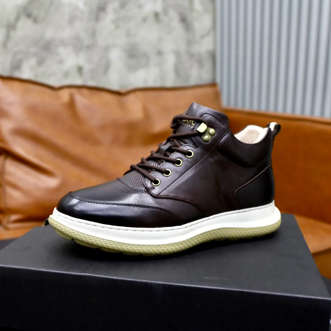 Ex-factory price: 640 thick wool imported from Australia Brand: UGG genuine purchasing agent Size: 39-44 Grade: Official website 1:1 Material: First layer of genuine leather waterproof and antifreeze upper Real wool lining Original non-slip and wear-resistant lightweight and soft outsole Style category: Men's casual shoes Trendy style Comfortable on the feet Color: Real picture color